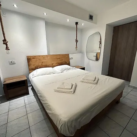Malibu Deluxe Apartment Chania (Crete)